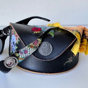 Ed Hardy Vintage Tattoo Sunglasses Skull Rhinestone Arms Case